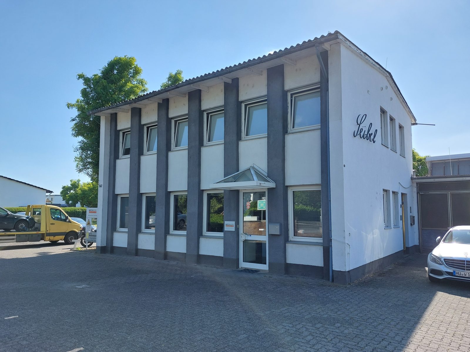 B&uuml;rogeb&auml;ude vor der Renovierung